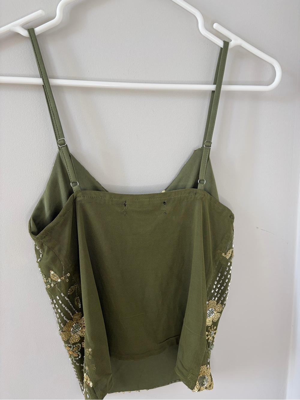 NWOT Studio 12 Olive Green Beaded and Sequined Floral Mesh Cami Top. Size Medium - Picture 3 of 7